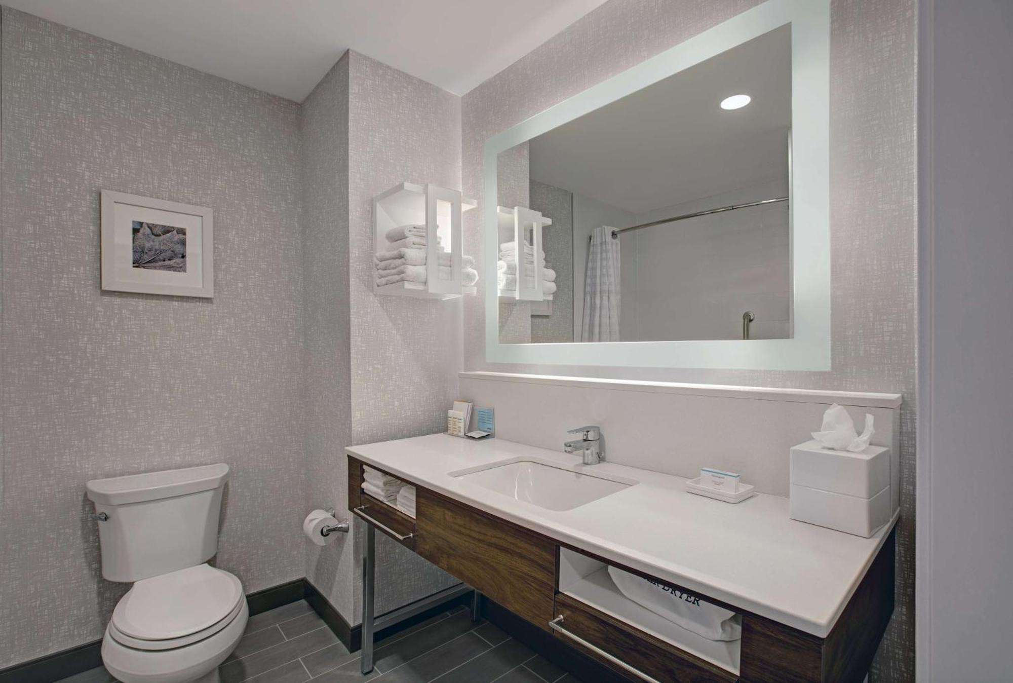 Hampton Inn & Suites By Hilton Waterloo St. Jacobs المظهر الخارجي الصورة