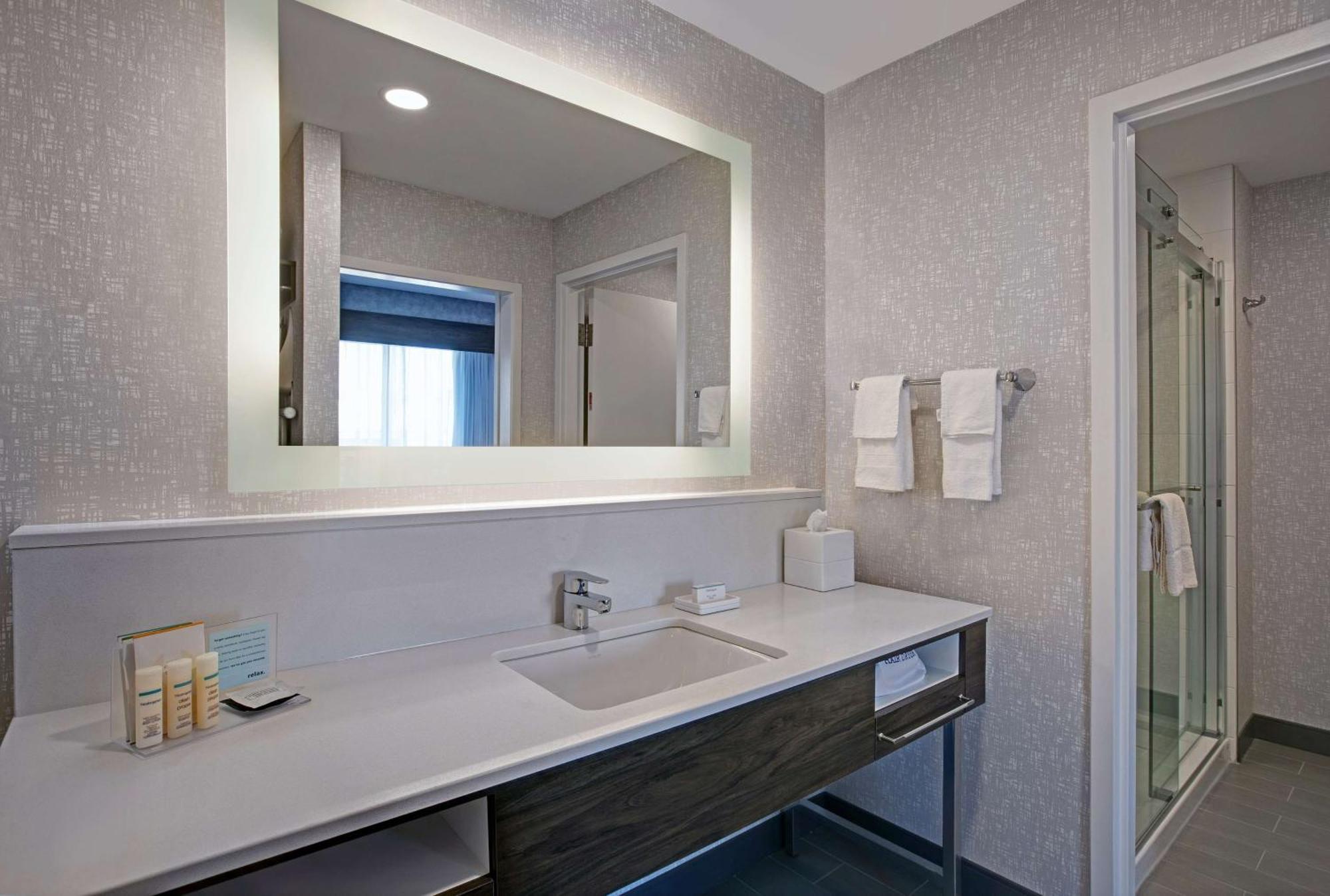 Hampton Inn & Suites By Hilton Waterloo St. Jacobs المظهر الخارجي الصورة